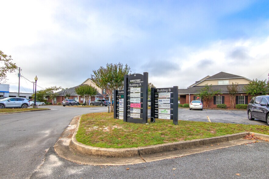 More Photos Of 4100 S Ferdon Blvd, Crestview Medical For Lease