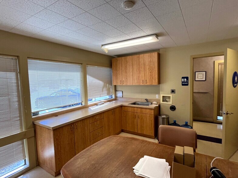 More Photos Of 4655 Hoen Ave, Santa Rosa Medical For Sale