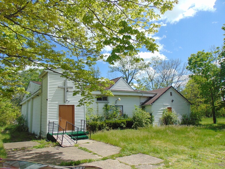 More Photos Of 308 Maeder Ave, Dayton Religious Facility For Sale