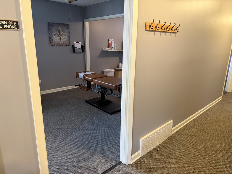 More Photos Of 161 Highway 72 E, Collierville Office For Sale