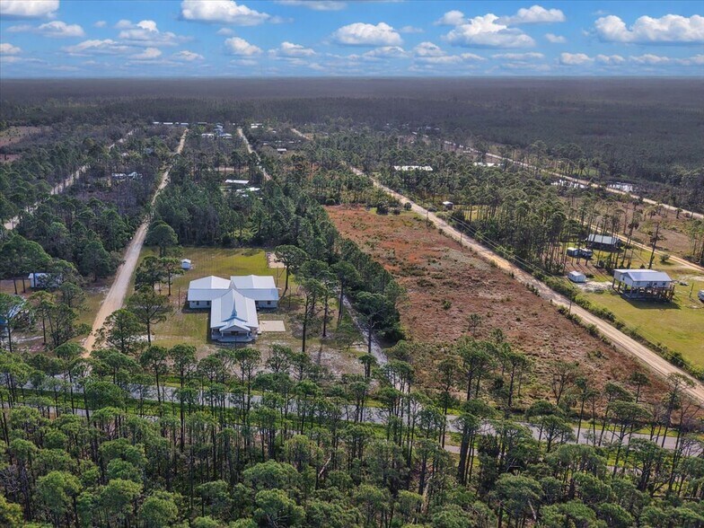 More Photos Of 21070 Beach Rd, Perry Specialty For Sale