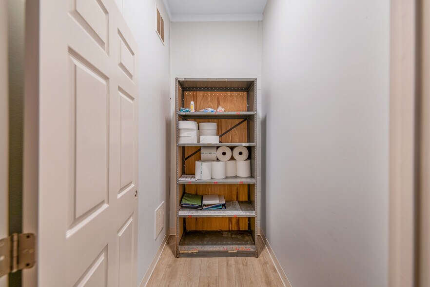 More Photos Of 364 Weaverville Rd, Asheville Medical For Sale