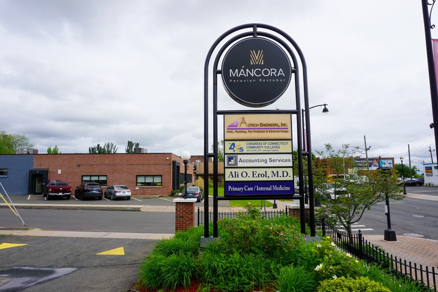 More Photos Of 901-907 Wethersfield Ave, Hartford Office For Lease