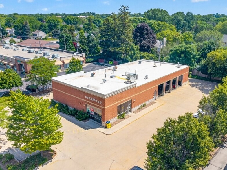 More Photos Of 6130 N Port Washington Rd, Glendale Auto Repair For Sale