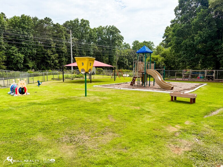 More Photos Of 431 Brownlee Rd, Jackson Daycare Center For Sale
