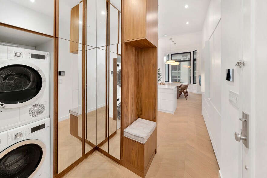 More Photos Of 14 Maiden Ln, New York Apartments For Sale