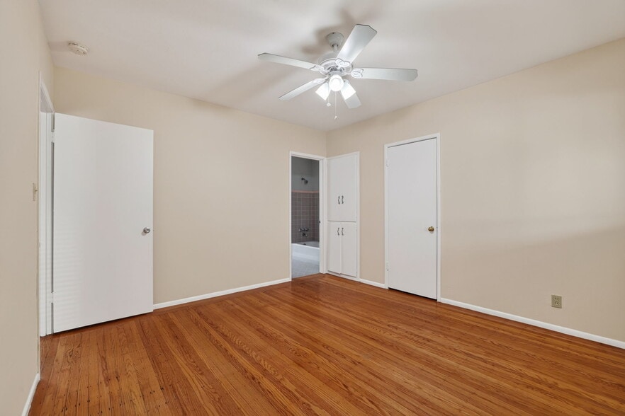 More Photos Of 2717 V St, Sacramento Multifamily For Sale