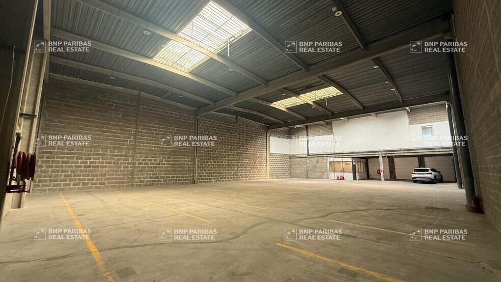More Photos Of , Vitry-sur-Seine Flex For Sale