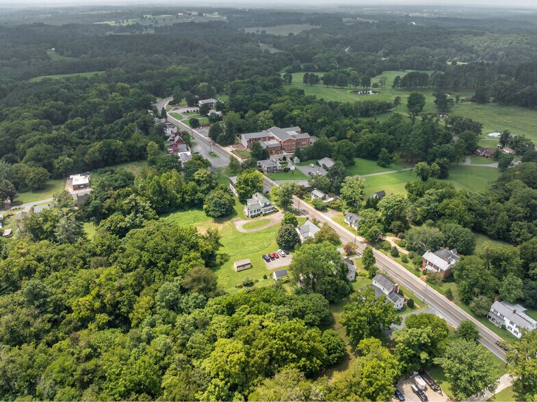 More Photos Of 13126 W James Anderson Hwy, Buckingham Office For Sale