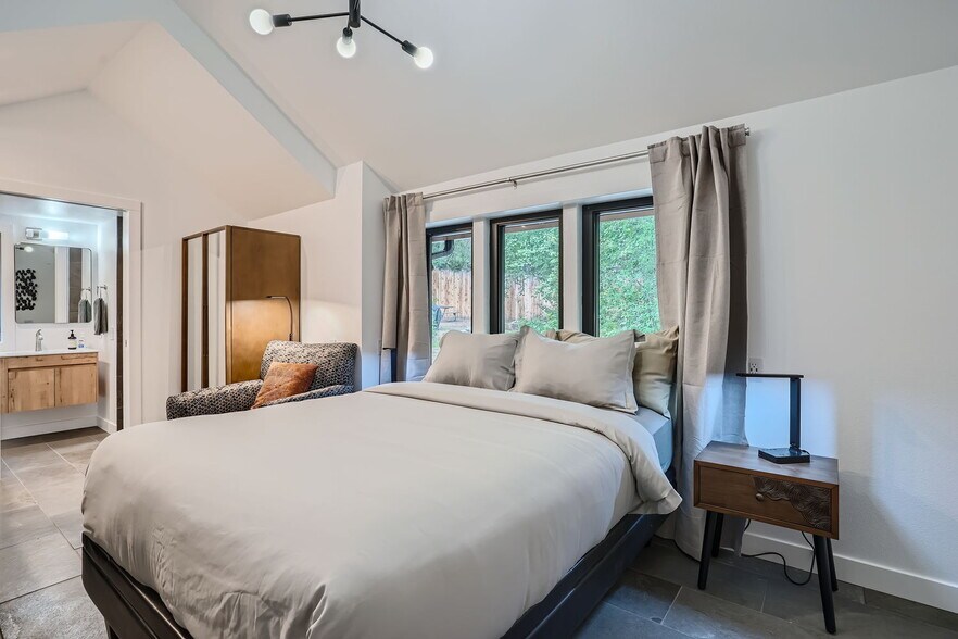More Photos Of 3303 Chicago Creek Rd, Idaho Springs Hotel For Sale