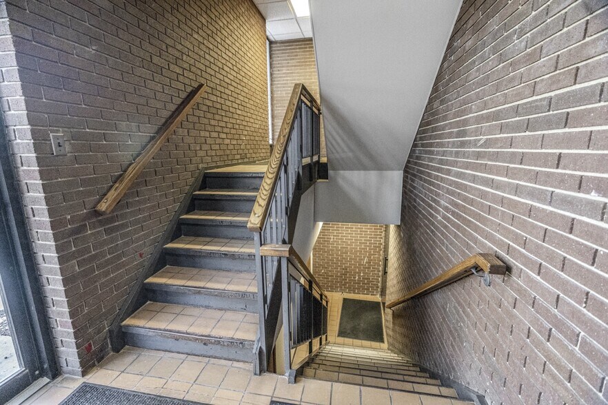 More Photos Of 3612 Lincoln Hwy, Olympia Fields Office For Lease