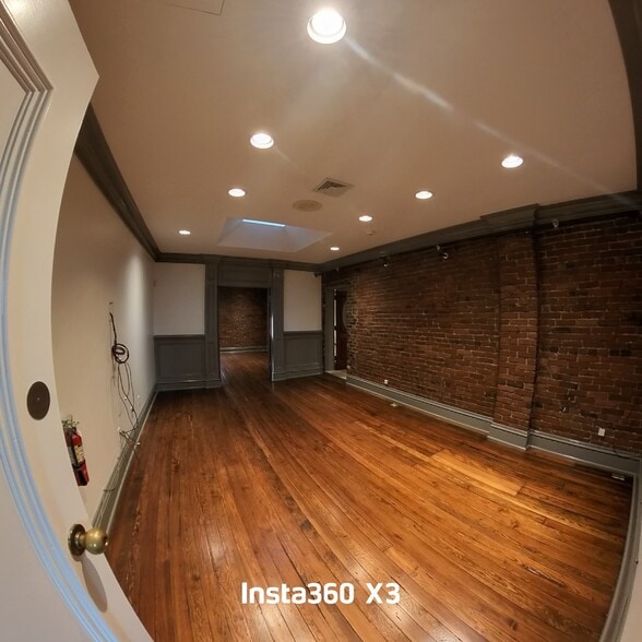 More Photos Of 108-403 4th Ave S, Franklin Storefront Retail Office For Lease