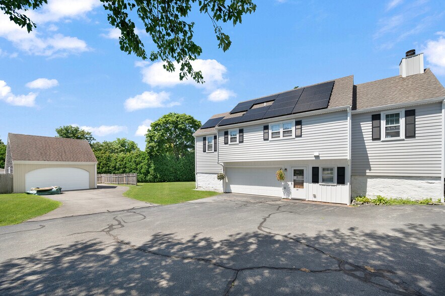 More Photos Of 46 Statue Way, Portsmouth Apartments For Sale
