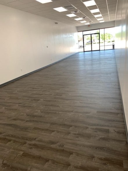 More Photos Of 12970 Westheimer Rd, Houston Storefront For Lease