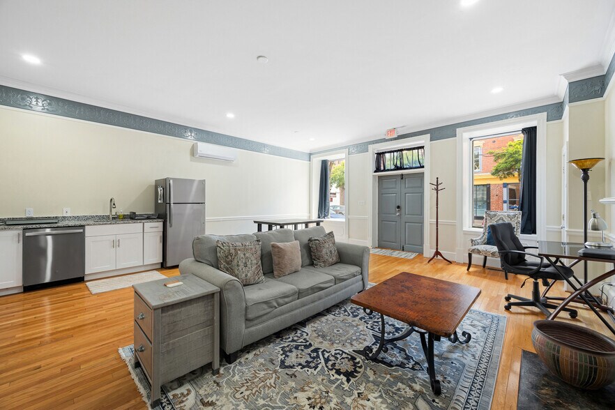 More Photos Of 23-25 W Old St, Petersburg Apartments For Sale