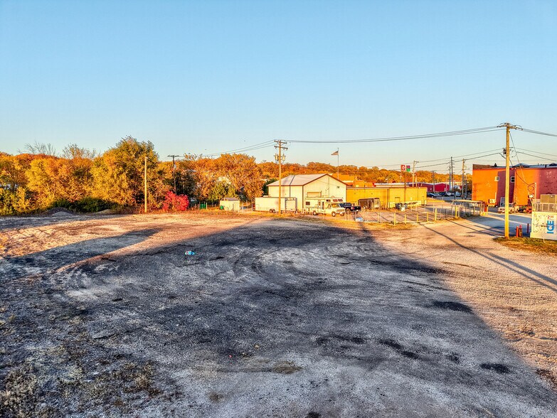 More Photos Of 237 Commercial St, Marseilles Fast Food For Sale