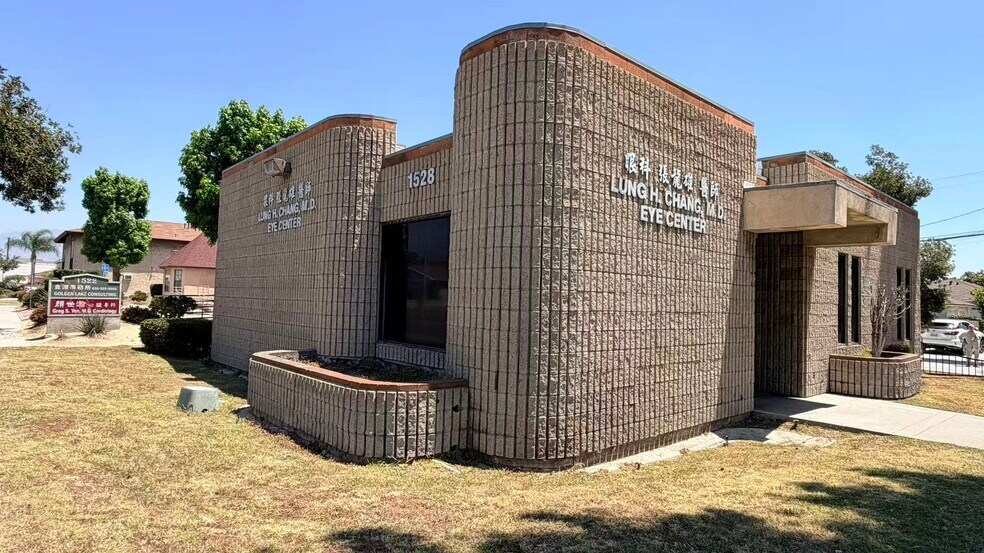 More Photos Of 1528 S Garfield Ave, Alhambra Medical For Lease