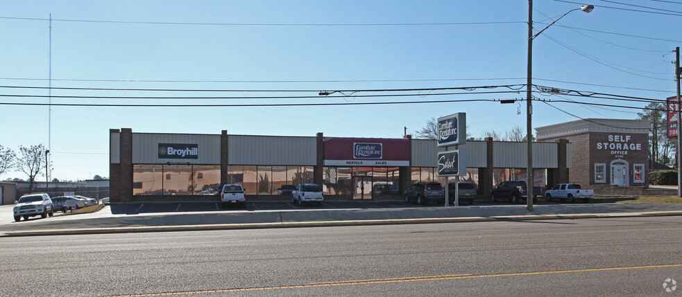 Primary Photo Of 3696 Washington Rd, Augusta Freestanding For Lease