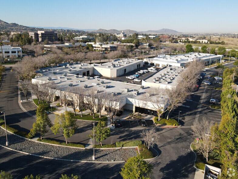 More Photos Of 720 E Carnegie Dr, San Bernardino Light Distribution For Lease