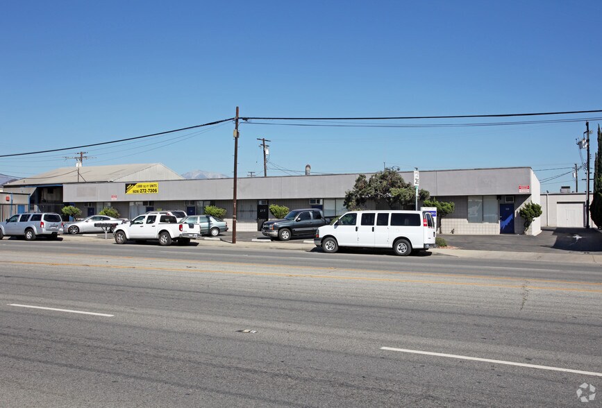 More Photos Of 156-168 S Irwindale Ave, Azusa Warehouse For Lease