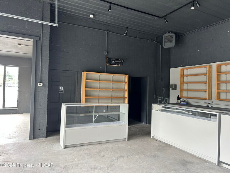 More Photos Of 800 Kidder St, Wilkes-Barre Storefront For Lease