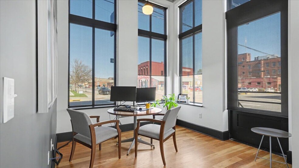 More Photos Of 102 Walnut St, Winona Office Residential For Sale