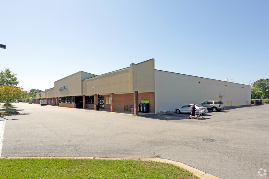 More Photos Of 1303-1339 5th Ave, Garner General Retail For Lease