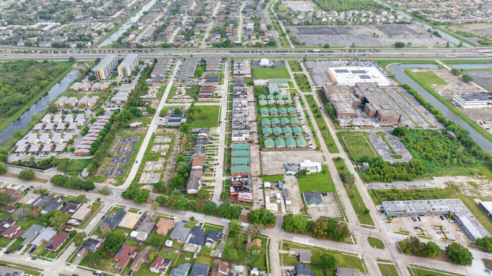 More Photos Of 6711-6817 Tara Ln, New Orleans Apartments For Sale