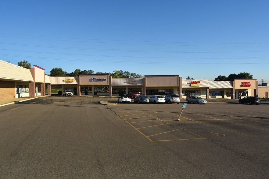 More Photos Of 7255-7275 Dixie Hwy, Fairfield Storefront For Sale
