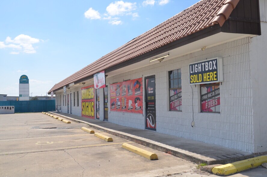 More Photos Of 315 Kings Hwy, Brownsville Storefront For Sale