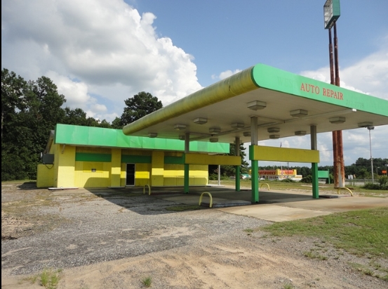 Primary Photo Of 1399 Highway 38 W, Latta Specialty For Sale