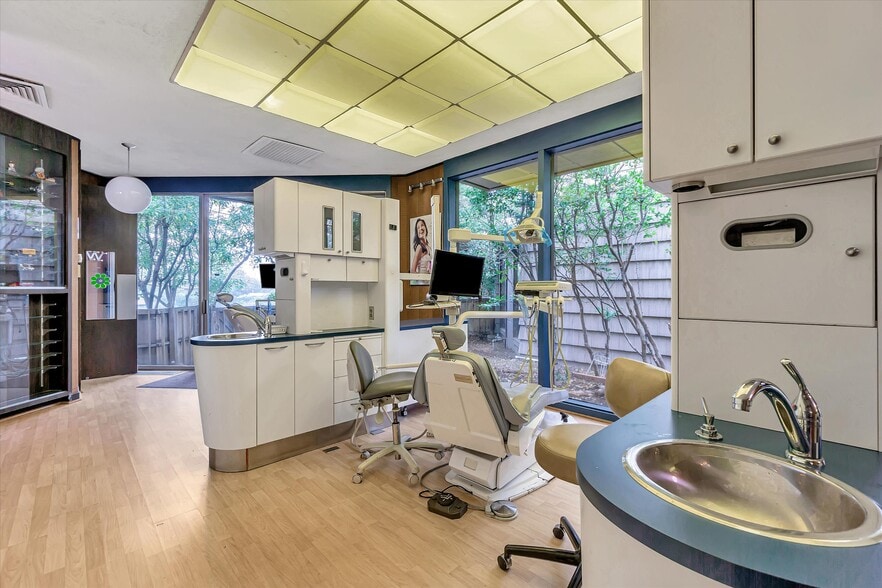 More Photos Of 1804 San Miguel Dr, Walnut Creek Medical For Lease