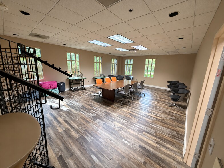 More Photos Of 1 Old Mills Way, Columbus Industrial For Sale