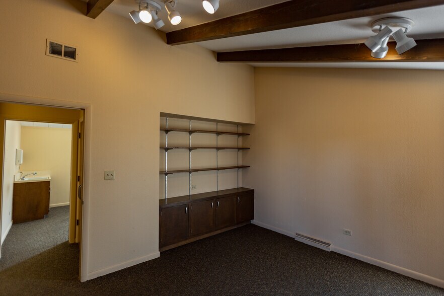 More Photos Of 504 E Lyon St, Laramie Healthcare For Sale