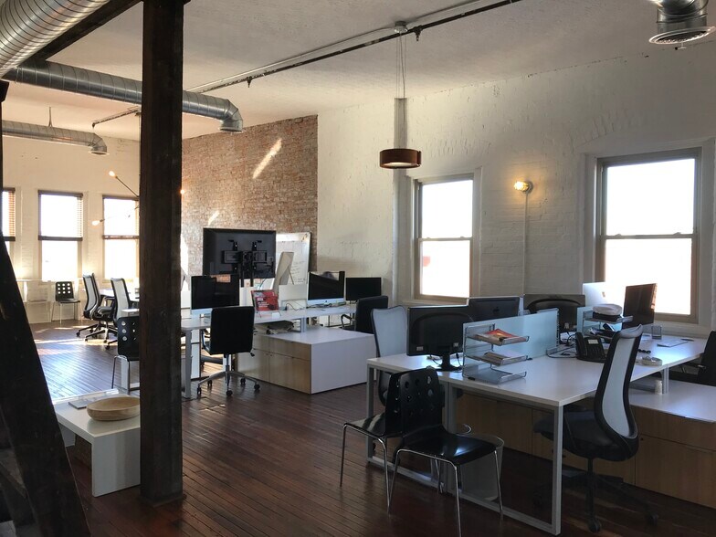 More Photos Of 1008 Race St, Cincinnati Office Residential For Sale