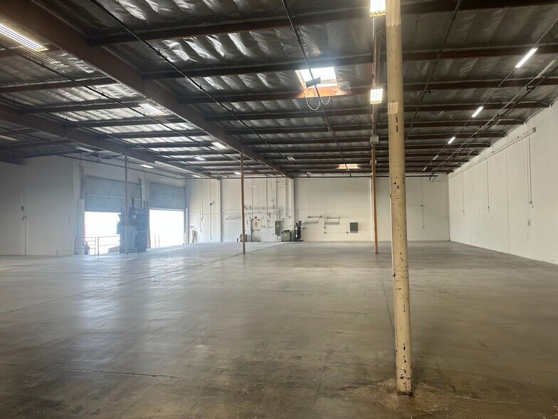 More Photos Of 1315 S Johnson Dr, City of Industry Warehouse For Lease