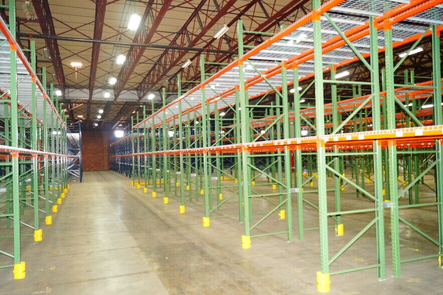 More Photos Of 1840 Gordon Hwy, Augusta Warehouse For Sale