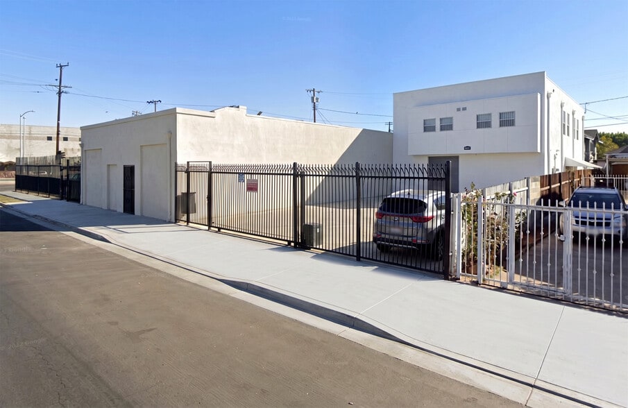 More Photos Of , Los Angeles Unknown For Sale