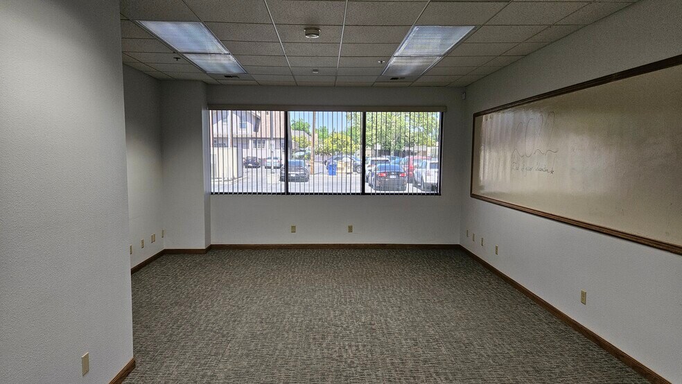More Photos Of 1100 14th St, Modesto Office For Lease