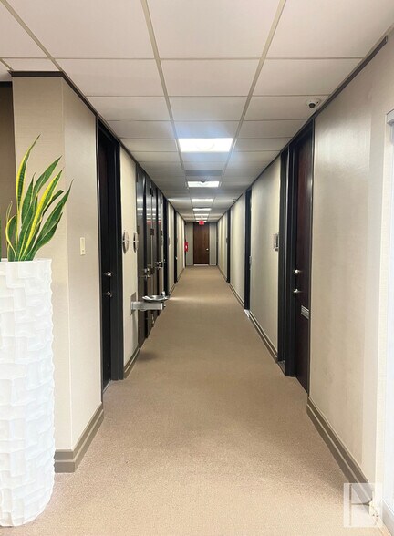 More Photos Of 13101 Preston Rd, Dallas Office For Lease