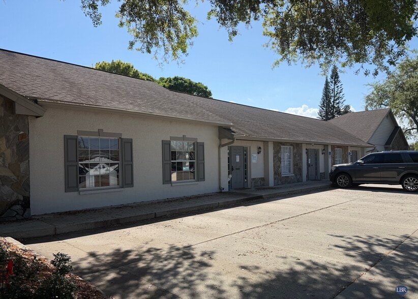 More Photos Of 2401 W Eau Gallie Blvd, Melbourne Office For Sale
