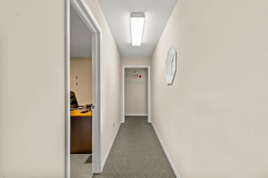 More Photos Of 4901 Central College Rd, Westerville Office Residential For Sale