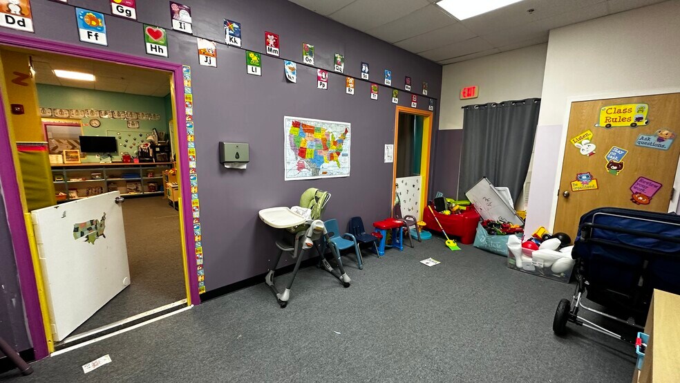 More Photos Of 1727-1801 Union Blvd, Allentown Warehouse For Lease