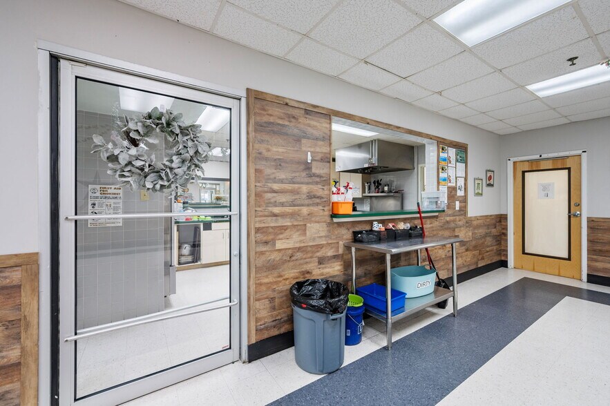More Photos Of 10002 Camino Bandera, San Antonio Daycare Center For Sale