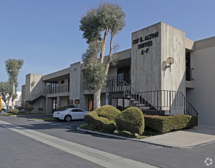 More Photos Of 103-119 E Alton Ave, Santa Ana Unknown For Lease