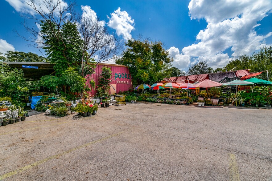 More Photos Of 2006 Pinn Rd, San Antonio Warehouse For Sale