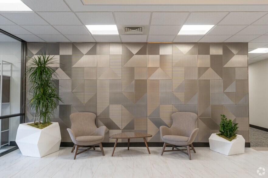 More Photos Of 925 Harvest Dr, Blue Bell Unknown For Lease