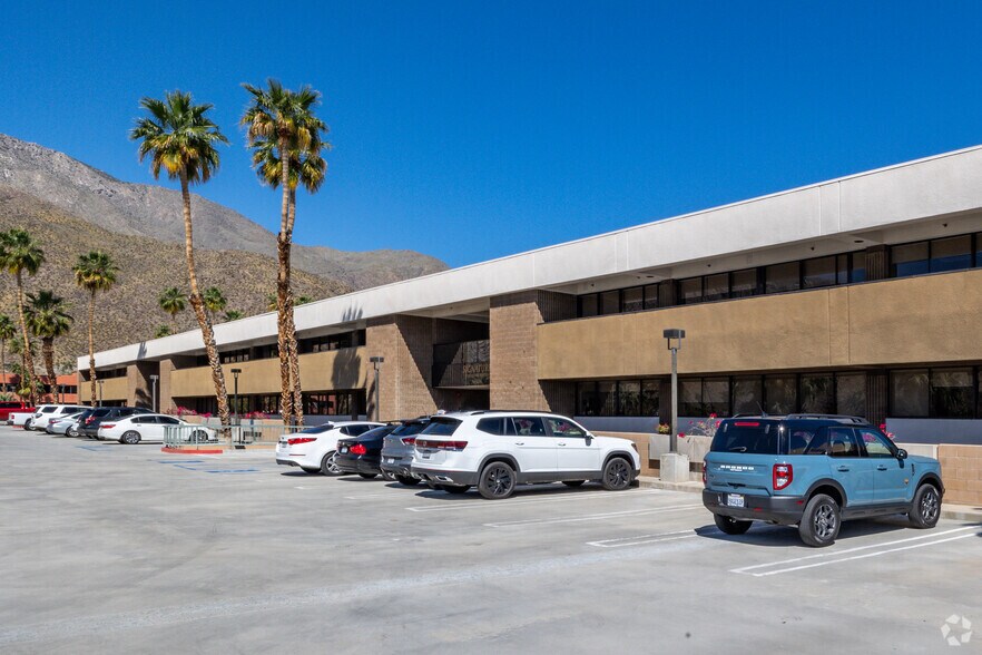 More Photos Of 777 E Tahquitz Canyon Way, Palm Springs General Retail For Lease