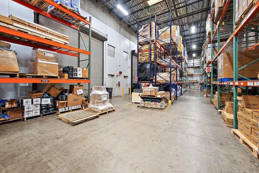 More Photos Of 3126 Jupiter Park Dr, Jupiter Warehouse For Lease