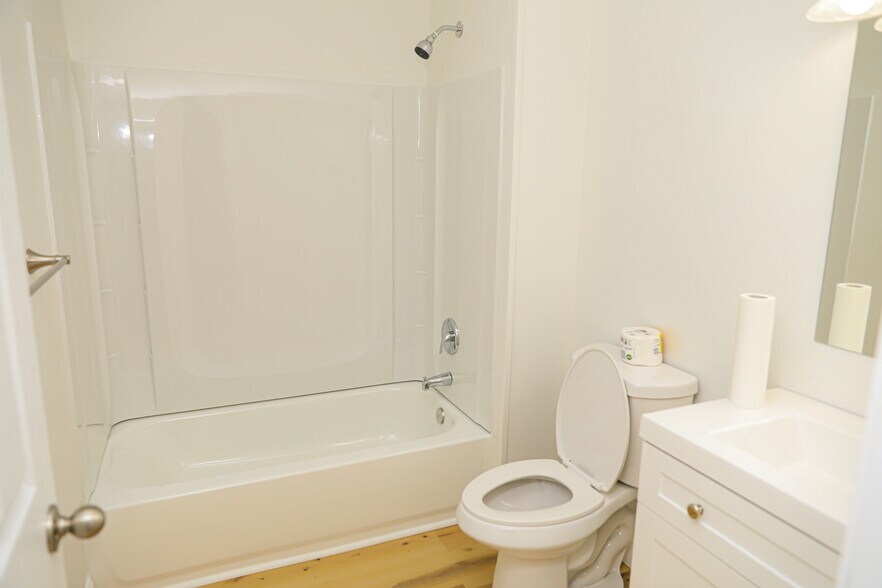 More Photos Of 643 Highway 9 S, Dawsonville Office Residential For Sale